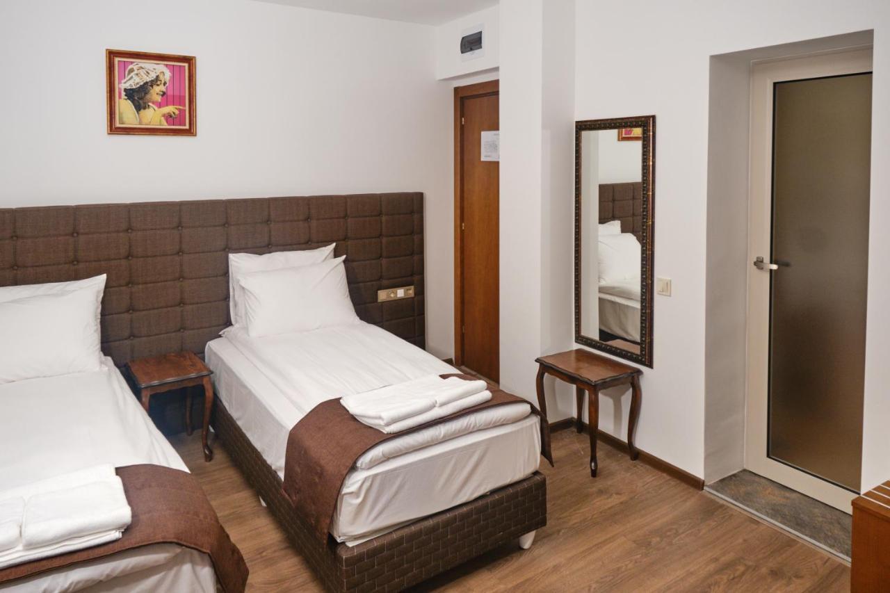Hotel Splendid 플레벤 외부 사진