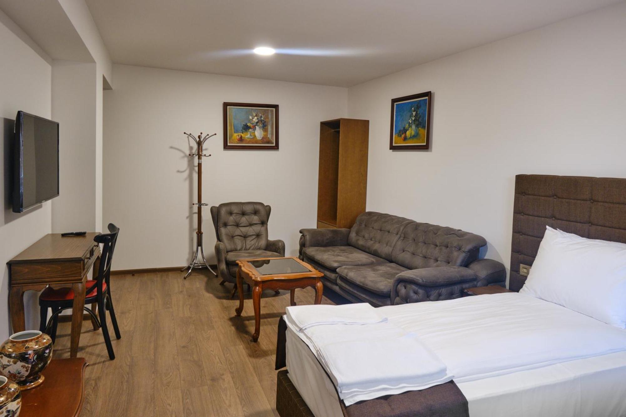 Hotel Splendid 플레벤 외부 사진